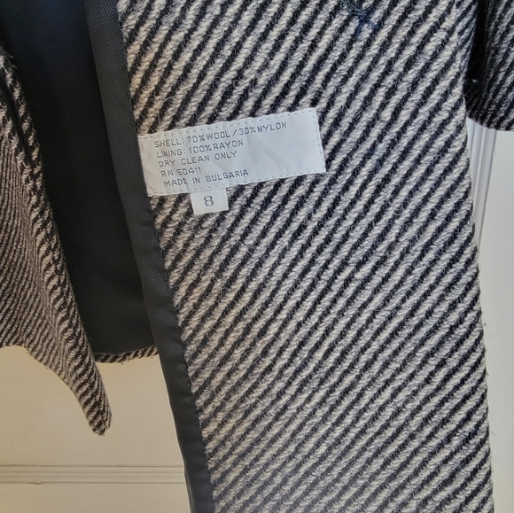 Wool dress coat - Picture 9 of 16